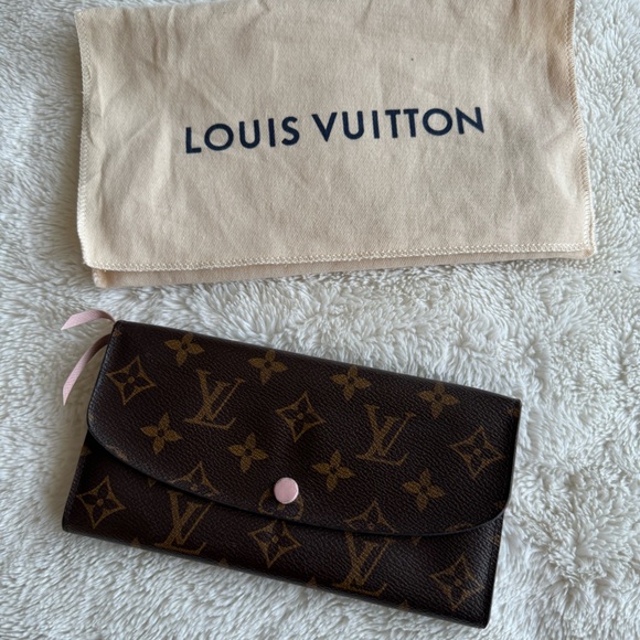 Authentic Louis Vuitton Emilie Wallet Monogram Rose Ballerine Pink - Picture 1 of 7